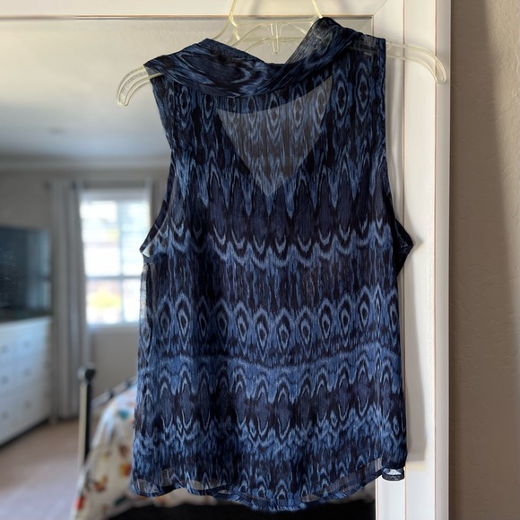 Converse One Star ⭐️ Sheer Cowl Neck Sleveless Top - Picture 3 of 15